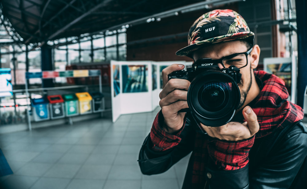 What is better to promote? An image or a video?